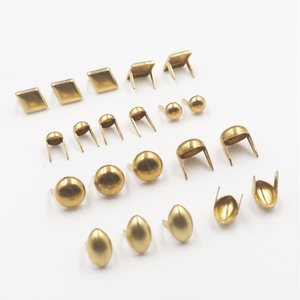 Klassische Messing-Spikes und Dekorative Nieten für Taschen und Ledergürtel - Product Image 1