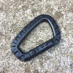 Mosquetón <span class=keywords><strong>de</strong></span> Plástico <span class=keywords><strong>de</strong></span> Alta Calidad Tipo D para Colgar Rápido, Gancho para Exteriores, Hebilla para Colgar Mochilas Grandes - Product Image 4