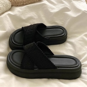 Sandalias de Playa de PVC para Mujer, con Suela Gruesa, Diseño Minimalista, Inspiradas en las Vacaciones, Antideslizantes, Transpirables, para Exteriores - Product Image 4