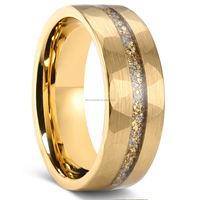 DRX Schmuck Großhandel 8/6MM Gold Wolframkarbid Herren Ehering Klassischer Gehämmerter Paar-Jubiläums-Verlobungs-Versprechensring