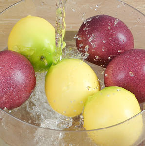 Vente directe d'usine Décoration de la maison Fruits artificiels Légumes Noël Thanksgiving Fruit de la <span class=keywords><strong>passion</strong></span> simulé - Product Image 4