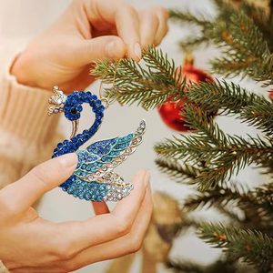 Ornamen Angsa Logam Kristal untuk Pohon Natal - Hiasan Burung Natal, Hadiah Natal untuk Pecinta Alam, Wanita, Teman, Ibu, Saudari, Anak-anak - Product Image 2