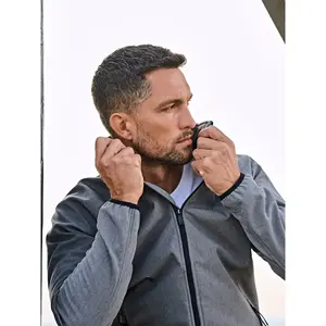 เสื้อซอฟต์เชลล์น้ำหนักเบา ประสิทธิภาพสูง ผลิตภัณฑ์สั่งทำพิเศษ - Product Image 1