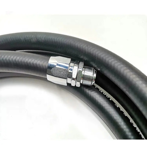 Tubo Flessibile in <span class=keywords><strong>Gomma</strong></span> Nera <span class=keywords><strong>di</strong></span> Alta Qualità 3/4\" per Distributori <span class=keywords><strong>di</strong></span> Carburante con Servizio <span class=keywords><strong>di</strong></span> Taglio Personalizzato - Petrolio e Benzina - Product Image 3