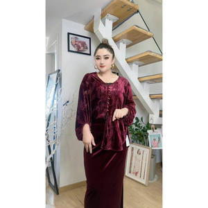 Camicette da donna con 2025 speciale di primavera <span class=keywords><strong>eleganti</strong></span> per donne camicette da donna di lusso in velluto rosso Plus Size larghe