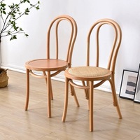 Vente en gros de chaises de salle à manger rétro en bois massif chaises en rotin antiques élégantes avec dossiers hôtels banquets et cafés