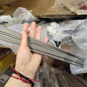 <span class=keywords><strong>Electrodo</strong></span> de Soldadura de Acero al Carbono Tipo Rutilo E6013 de Alta Calidad a Precio de Fábrica, Ideal para Soldadura Hidráulica, Certificado ISO - Product Image 2