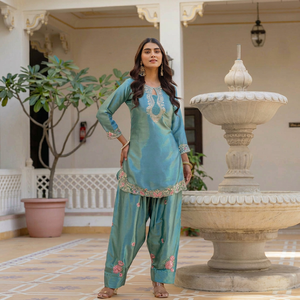 Ensemble Salwar Kameez pour femmes en satin imprimé numérique avec broderie, doublure en micro-coton, séchage rapide, pour les occasions de mariage et de fête - Product Image 1