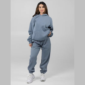 Tuta da Jogging Personalizzata per <span class=keywords><strong>Donna</strong></span> in Cotone e Poliestere <span class=keywords><strong>Oversize</strong></span> con Felpa con Cappuccio e Logo Ricamato, Taglia Unica Unisex - Product Image 5
