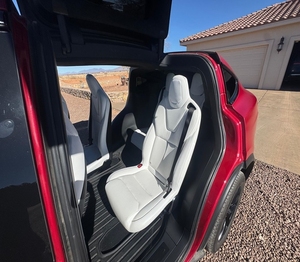 <span class=keywords><strong>Tesla</strong></span> Model X Plaid 2022, SUV Usado en Buen Estado, Tracción en las Cuatro Ruedas - Product Image 4