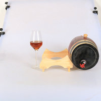 Baril en bois au design le plus récent avec 4 verres, barils à vin en bois personnalisés, baril à whisky en bois