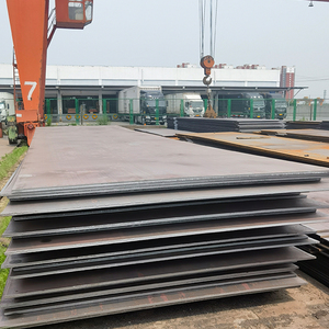 Plaque en acier doux laminé à chaud Q235 ASTM A36 robuste et durable pour la construction lourde et la production d'emboutissage - Product Image 1