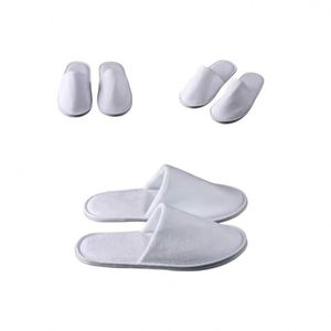 Pantoufles jetables en coton éponge blanches, lavables, personnalisables avec logo, pour hôtels, spas et invités – Vente en gros, luxe à prix abordable - Product Image 2