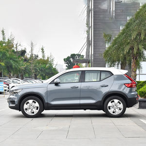 2021 pour <span class=keywords><strong>Volvo</strong></span> <span class=keywords><strong>XC40</strong></span> T3 Smart Fashion Edition voiture FWD d'<span class=keywords><strong>occasion</strong></span> bon marché avec sièges en cuir de régulateur de vitesse ACC intérieur foncé gauche - Product Image 4