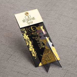 Étiquettes suspendues personnalisées de luxe avec estampage à chaud doré, étiquettes et cartes en papier gaufré pour vêtements, vente en gros - Product Image 5