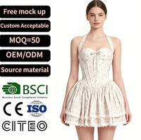 Minivestido Corsé Halter Floral Beige con Lazo Delantero, Falda Plisada y Ribete de Encaje, Estilo Dulce Cottagecore para Fiesta, Ropa de Verano para Mujer