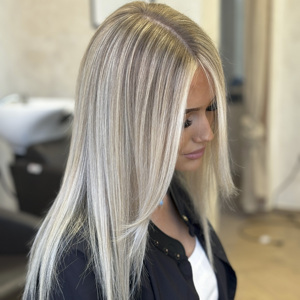 Parrucche da <span class=keywords><strong>donna</strong></span> in <span class=keywords><strong>capelli</strong></span> umani europei di qualità professionale, con nodi invisibili, colore biondo chiaro, personalizzabili, parrucca frontale in pizzo 13X4 13X6 - Product Image 4