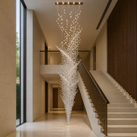 Lustre suspendu pour hôtel, escalier, villa, moderne, luxueux, en forme de goutte de pluie, long, en spirale, artisanal, sur mesure, en verre