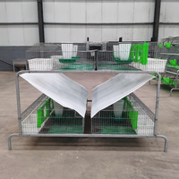 Cage d'élevage commerciale pour lapins avec système de collecte des excréments