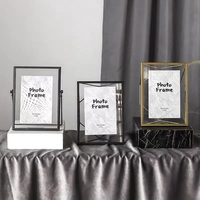 Cadre photo en métal noir forgé, ornement géométrique en verre transparent double face, vente chaude 2023