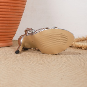 Sandalias de Tacón Alto Metálicas Plateadas Brillantes para Mujer, Elegantes y Sensuales con Tiras Cruzadas, Zapatos de Tacón para Fiesta con Correa en el Tobillo - Product Image 6