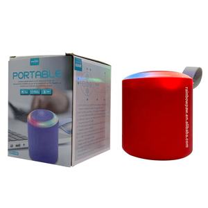 Altavoz Portátil <span class=keywords><strong>Mini</strong></span> <span class=keywords><strong>Gts</strong></span>-1498 de <span class=keywords><strong>2</strong></span> Pulgadas con Bluetooth 5.0, Altavoz Inalámbrico con Subwoofer para Exteriores, Reproductor de Música Mp3 con USB, TWS, Radio FM y Ranura para Tarjeta TF - Product Image 3