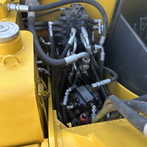 Excavadora Usada de Alta Calidad Komatsu PC60-8 para Exportación Global, Sistema Hidráulico Original, Compatible con Contenedores y Envíos a Granel - Product Image 4