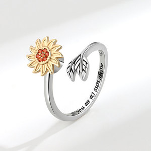 Bague ajustable en cuivre plaqué or avec incrustation de zircon et tournesol rotatif, gravée sur mesure avec nom, bijou anti-stress pour femme - Product Image 6