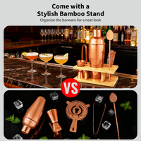 Shaker à cocktail personnalisé de luxe durable kit de bar pour la maison couleur cuivre ensemble de bar en métal en acier inoxydable support en bambou