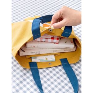 Sac fourre-tout en toile pour le déjeuner, minimaliste et durable, motif personnalisable pour une utilisation répétée, y compris un sac de courses en coton - Product Image 2