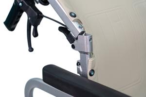 Silla de ruedas de aluminio manual inclinable Respaldo alto, reposapiernas elevable desmontable, asiento con inodoro, silla de ruedas plegable reclinable - Product Image 3