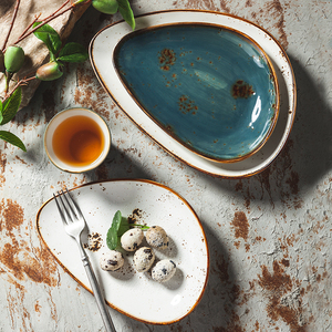 YAYU OEM Populaire Restaurant Hôtel Rétro Moucheté Porcelaine Sashimi Plat Assiette Blanc Vert Glaçure Triangle Assiette À Salade En Céramique - Product Image 5