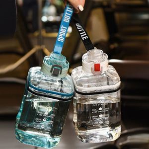 Vente en gros - Bouteille d'eau écologique de 2,2 L (77 oz) pour la musculation et la salle de sport - Product Image 1