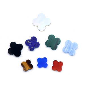 Đá Clover tự nhiên Onyx đỏ xanh đen Agate hình bốn hoa 8mm/10mm/12mm bán buôn Dubai - Product Image 1