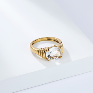 แหวนแฟชั่น ชุบทอง ประดับพลอยรูปไข่ ทรงกรงเล็บ เครื่องประดับสำหรับทุกเพศทุกวัย ของขวัญ สีขาว สีดำ สีแดง สีเขียว เพชร - Product Image 4