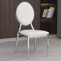 Chaise de banquet empilable rembourrée avec pieds antidérapants et structure en métal doré pour hôtels, mariages, réceptions et événements