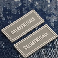 Patchs 3D souples en caoutchouc personnalisés de haute qualité avec logo, à coudre ou thermocollants, en forme de fleur, pour vêtements et chapeaux