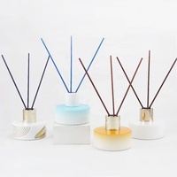 Vente en gros de bouteille de diffuseur de roseaux en verre en porcelaine blanche de 100ml bouteille de diffuseur de roseaux vide
