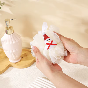 Pouf de Noël en maille luffa personnalisé pour le bain, exfoliant pour la douche, boule moussante pour le bain, luffa, éponge en mousse pour le corps des enfants en forme d'arbre - Product Image 4