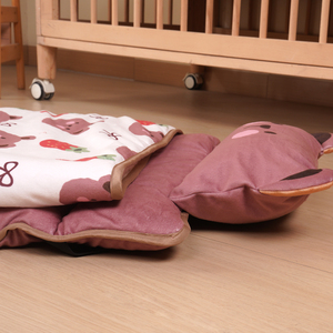 Colchoneta Personalizada para Siesta de Niños con Almohada y Manta de Forro Polar Punteado, Saco de Dormir Enrollable para Guardería con Correas, Paquete Preescolar - Product Image 5