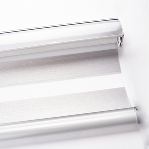 Motor alimentado por batería, persianas de cebra para interiores, revestimiento de ventanas, cortinas de lujo motorizadas de doble capa para dormitorio - Product Image 3