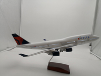 Modèle d'avion en résine réaliste, cadeau d'affaires, avion, avion à LED, Boeing 747, Delta Airlines, 1/150