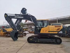 รถขุดไฮดรอลิกฮุนไดรุ่นใหม่เอี่ยม HX200 ซีรีส์ เครื่องยนต์คัมมินส์สมรรถนะสูง มีสินค้าในสต็อก - Product Image 2