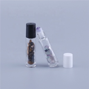 Flacons <span class=keywords><strong>roll</strong></span>-<span class=keywords><strong>on</strong></span> en <span class=keywords><strong>jade</strong></span> <span class=keywords><strong>de</strong></span> 10 ml avec pierres concassées et couvercles colorés pour massage aux huiles essentielles - Product Image 5