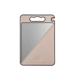 Planche à découper professionnelle double face en paille de blé avec revêtement en titane - Légère, durable et compatible lave-vaisselle - Product Image 1