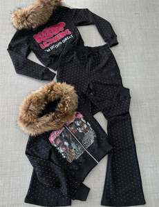 Wt Tùy Chỉnh 400gsm Cotton Dây Kéo Phụ Nữ Tracksuits In Faux Fur Hoodie Và Jogger Bộ Rhinestone Sweatsuits Với Quần loe - Product Image 2