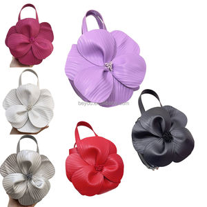 <span class=keywords><strong>Borsa</strong></span> a Mano per <span class=keywords><strong>Donna</strong></span> e Ragazza con Fiori Tridimensionali in <span class=keywords><strong>Viola</strong></span>, Rosso, Nero e Bianco, Stile Cesto da Sposa - Product Image 2