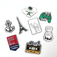 Prêt Stock saoudien métal adhésif autocollant broche Yémen EAU Koweït Syrie Oman Logo téléphone autocollant broche émail doux broche pour coque de téléphone