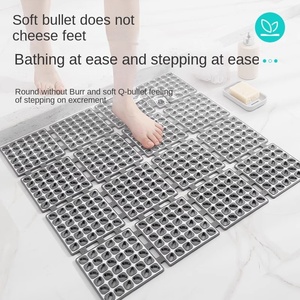 <span class=keywords><strong>Tappetino</strong></span> Antiscivolo Pieghevole Quadrato per Doccia in Materiale TPE Leggero con Disco di Aspirazione Antiscivolo - Product Image 2