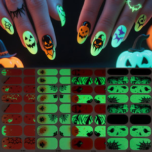 Juego de pegatinas para uñas que brillan en la oscuridad para Halloween, calcomanías luminosas para decoración de uñas, puntas de uñas autoadhesivas fluorescentes UV para fiestas de Halloween - Product Image 1